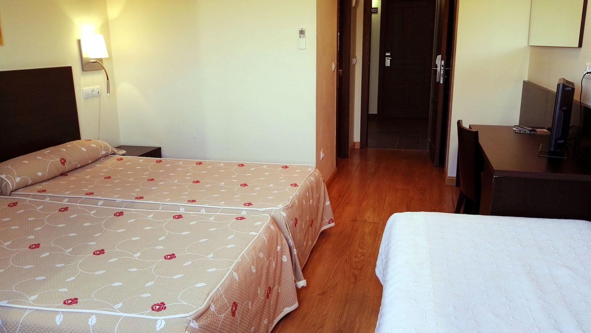 Hotel Tudanca-Aranda II Fuentespina Bagian luar foto