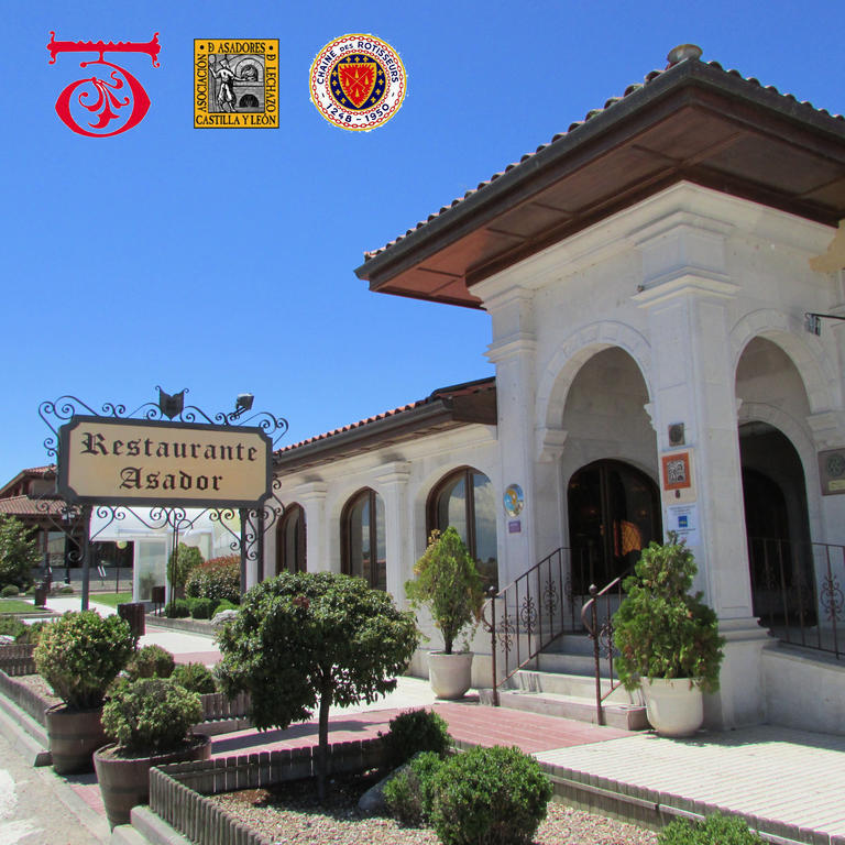 Hotel Tudanca-Aranda II Fuentespina Bagian luar foto